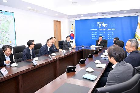 환경기초시설 운영사 이웃돕기 성금 기탁식 (2025. 11. 27)_3