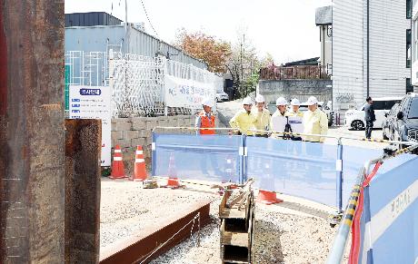 주요 현안 현장점검 (야당동 간이배수펌프장 설치공사, 금촌기존 배수펌프장) (2026. 04. 16)_0