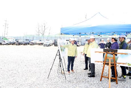 주요 현안 현장점검 (미니수소도시 조성 현장, 파주메디컬클러스터 조성 현장) (2026. 04. 17)_1